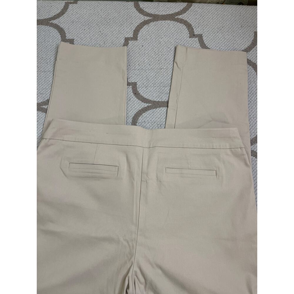 Chico’s pull on tummy control front pockets slim leg tan trouser pants, size 16 - Picture 6 of 13